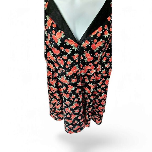 Torrid New vintage retro chic sleeveless red rose pattern midi dress plus size - Picture 3 of 16